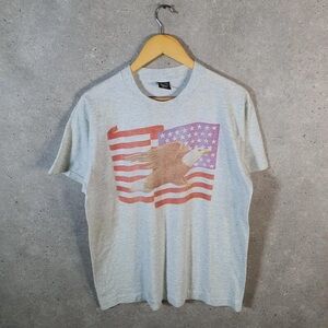 Patriotic Eagle Graphic Tee - Gray